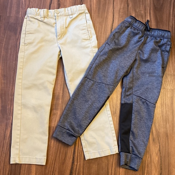 Boys Khakis & Jogging Pants - Picture 10 of 10